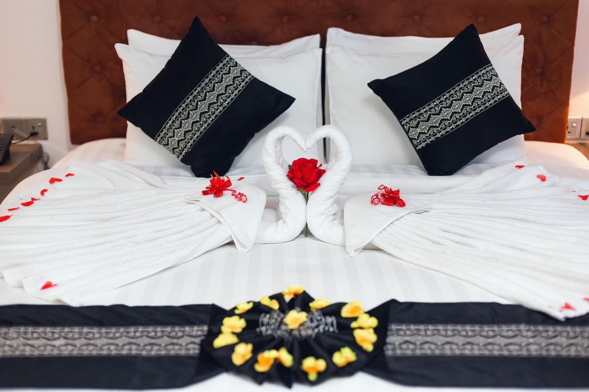 Elegant Hotel Pyi Thar Yar Rangun Zewnętrze zdjęcie
