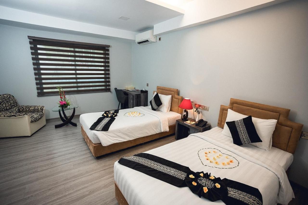 Elegant Hotel Pyi Thar Yar Rangun Zewnętrze zdjęcie